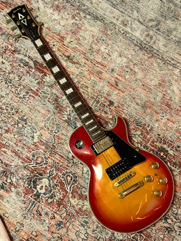 Bradley Les Paul Custom