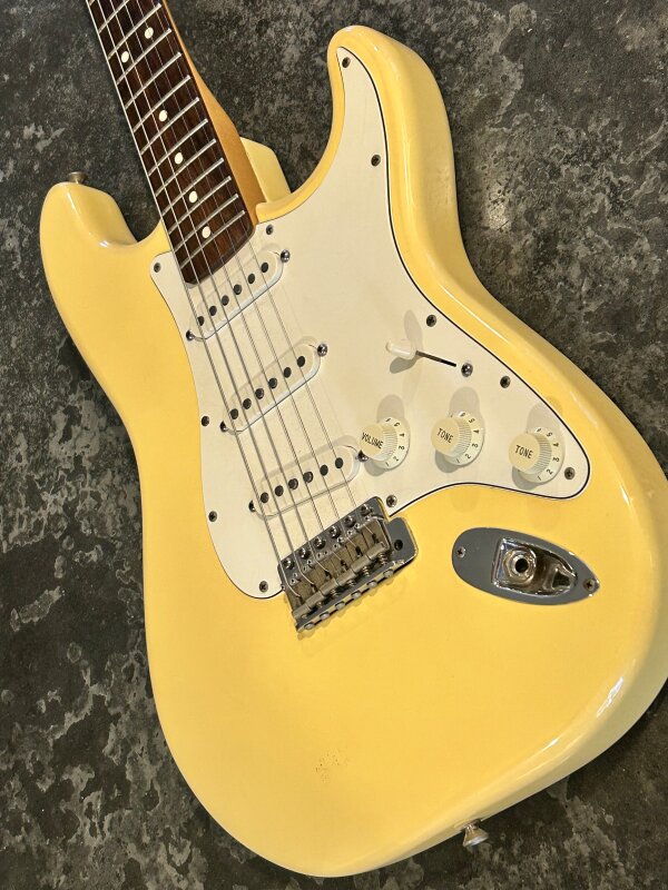 Fender Stratocaster
